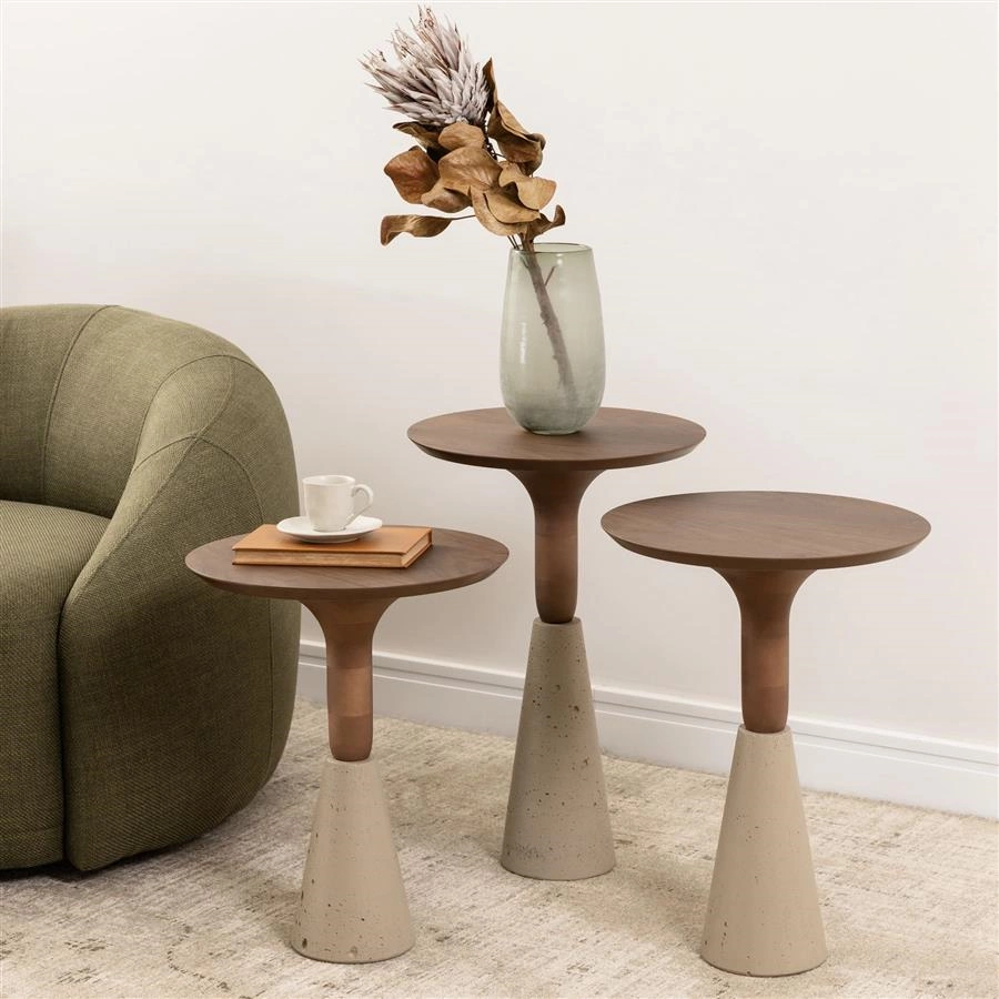 mesa lateral em madeira e concreto balance