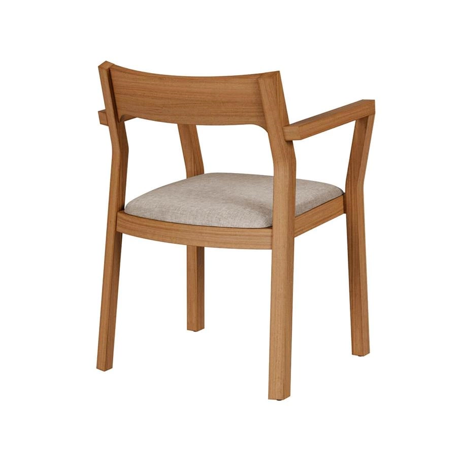 poltrona compacta em madeira maciça nest