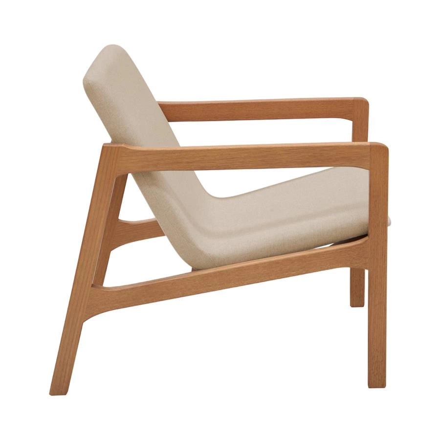 poltrona em madeira maciça estofada milo